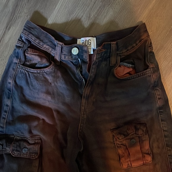 Urban outfitters cargo jeans in red - Picture 4 of 7